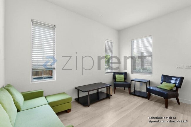 Building Photo - 4411 Natomas Central Dr