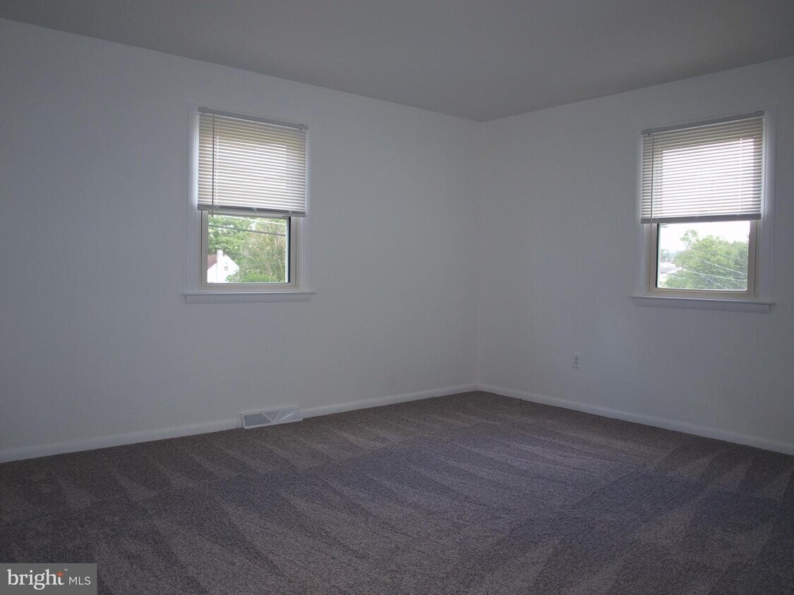 29 S Read Ave, Runnemede, NJ 08078 House Rental in Runnemede, NJ