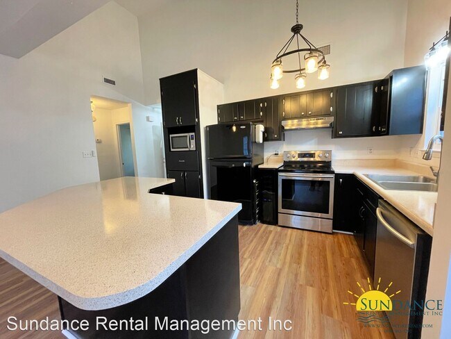 Building Photo - 2 br, 1 bath House - 2617 Windsor Lane N