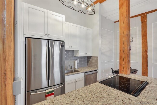 Foto del edificio - 222 Williams St E