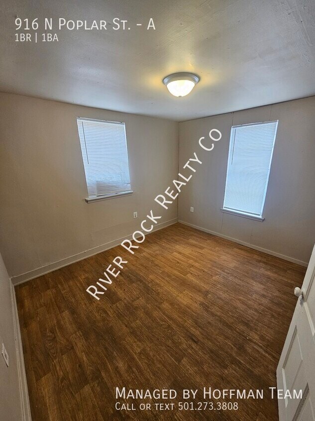 Foto principal - 916 N Poplar St