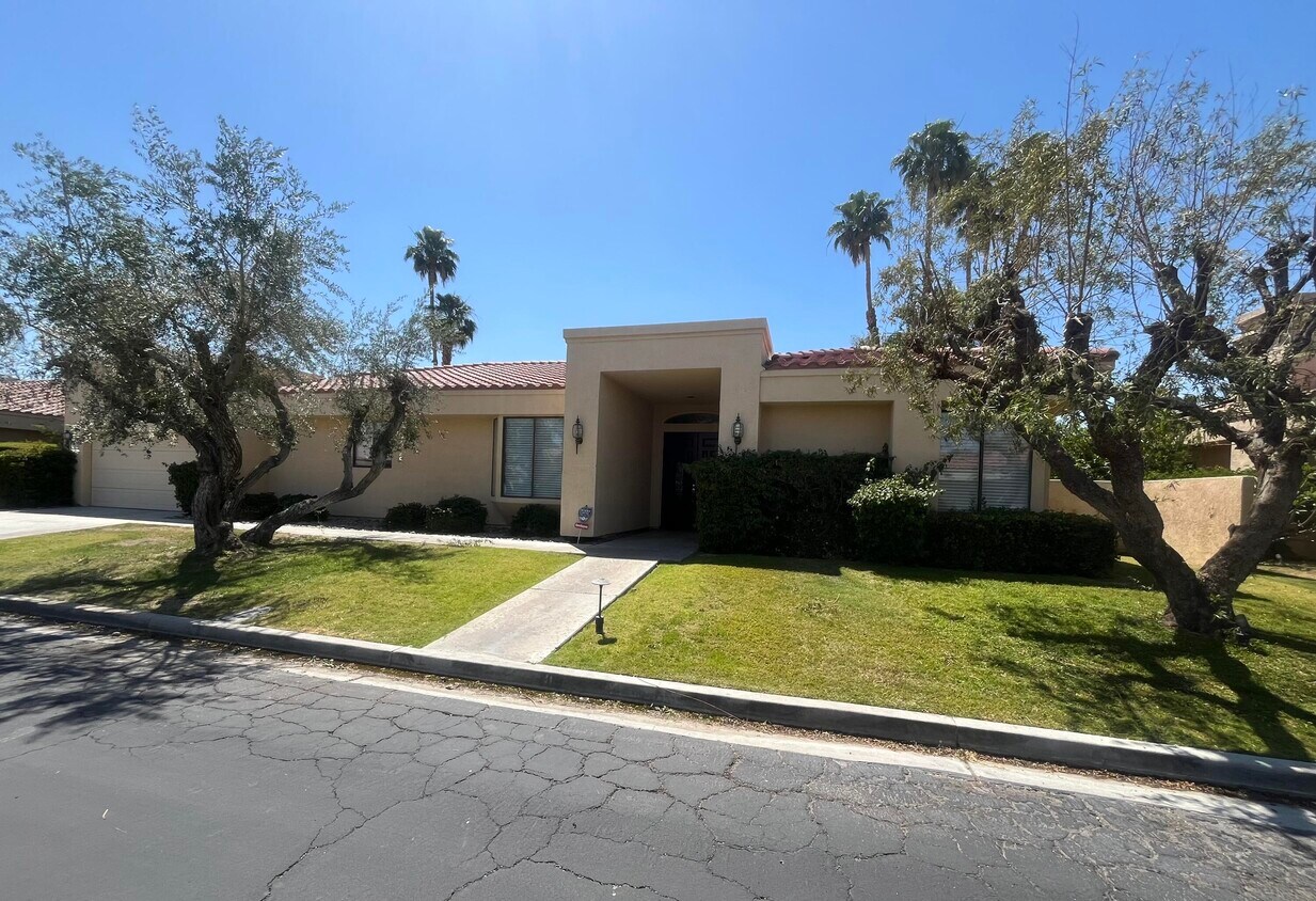 Foto principal - 11 Mission Palms Dr W