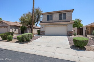 Building Photo - 6921 W Juniper Ave