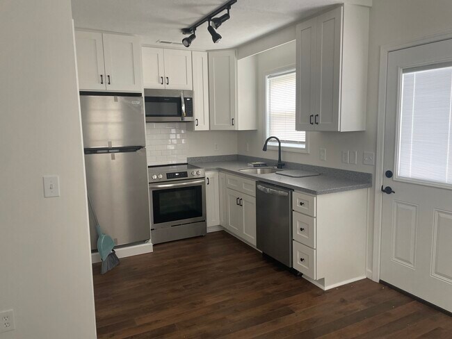 Kitchen - 3315 Needle Rush Ct