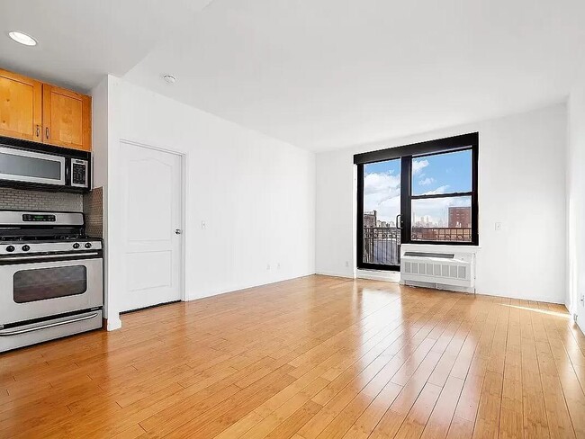 Photo - 504 W 136th St Apartment