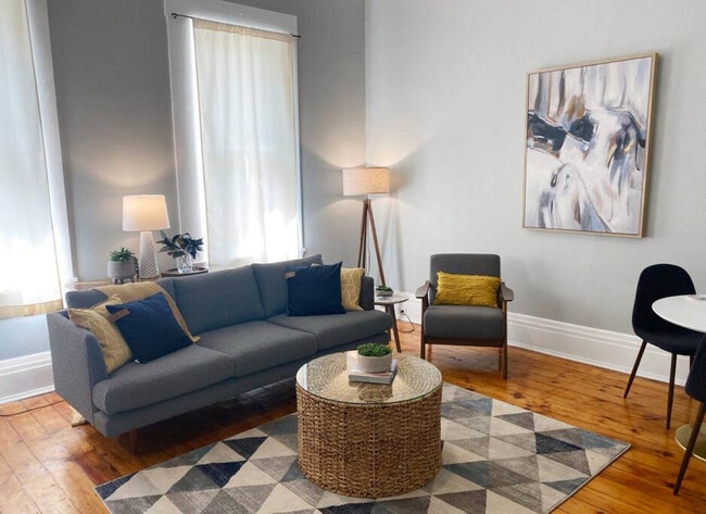 Building Photo - 1245 Martin Dr