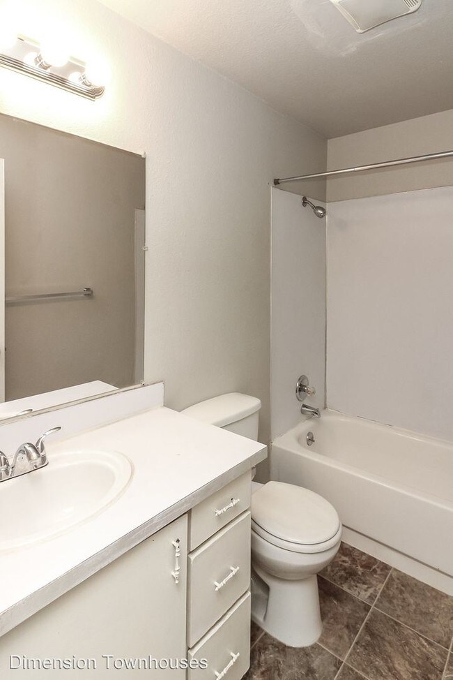 Building Photo - 1511 E 38th St