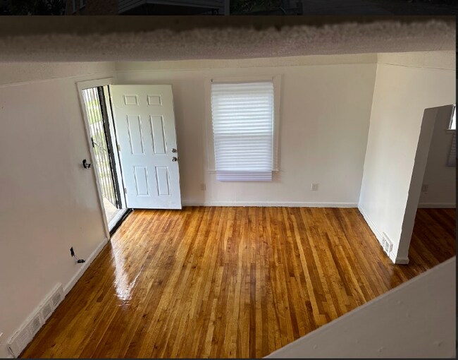 Building Photo - 19975 Schaefer Hwy