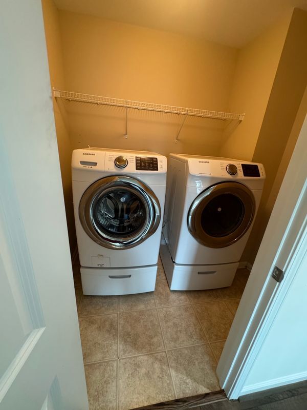 Foto del edificio - 421 Morgans Creek Ct NW