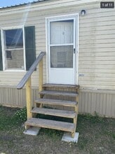 Building Photo - 1118 Melvin Dupuis Rd