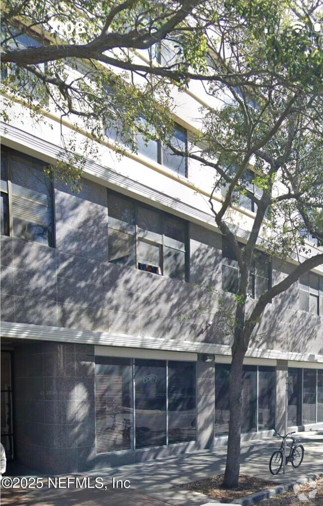 Building Photo - 311 W Ashley St