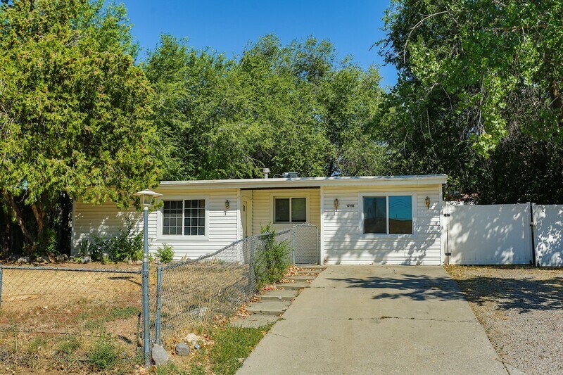 10195 Zinnia Way, Sandy, UT 84094 House for Rent in Sandy, UT