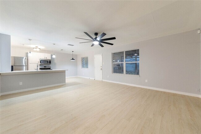 Foto del edificio - 5106 Nesting Way, Austin, Texas 78744