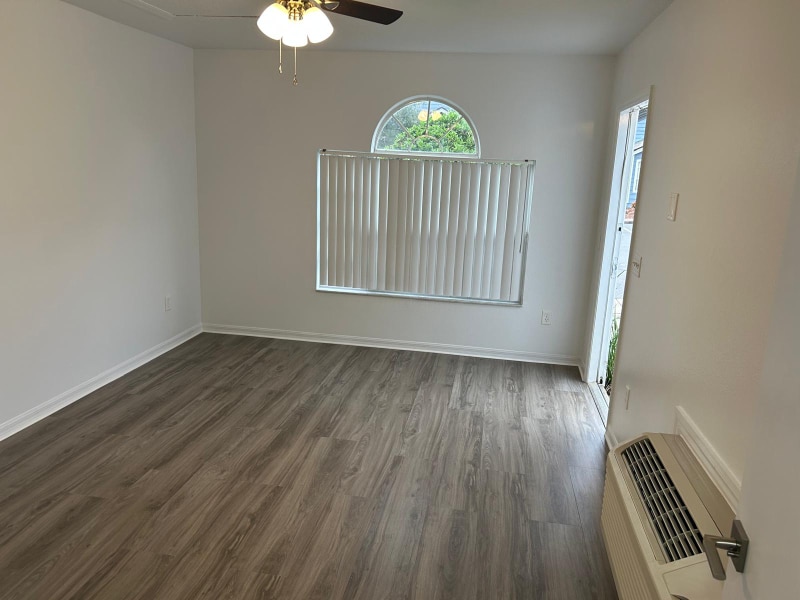 Building Photo - 363 Caribbean Dr