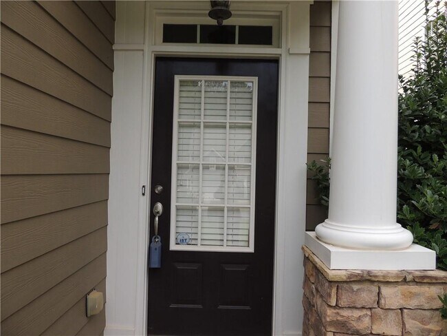 Building Photo - 320 Pintail Ct