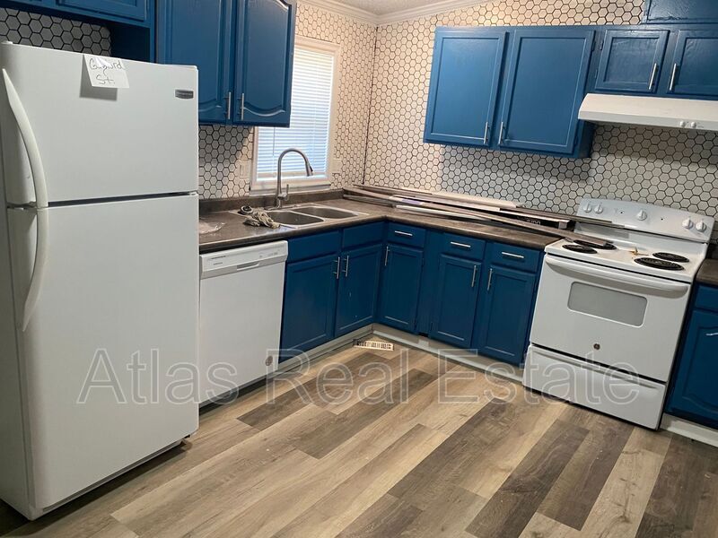 Foto principal - 4655 N Gaylord St