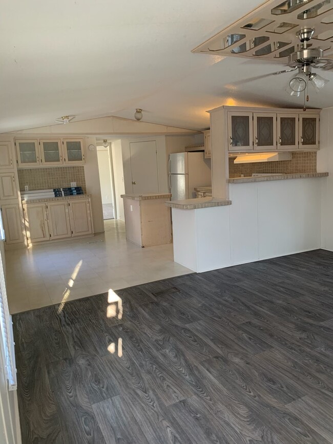 Foto del edificio - 3415 Hunter Rd