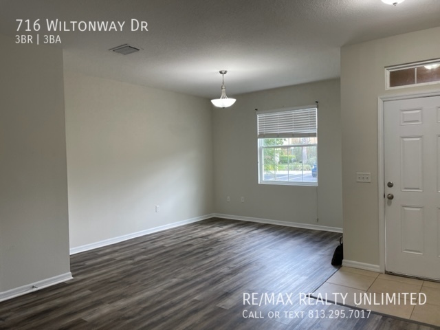 Building Photo - 716 Wiltonway Dr