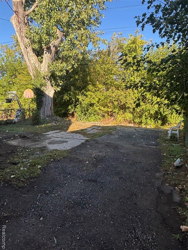 Building Photo - 3008 Cortland St