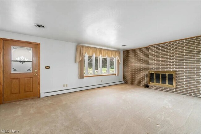 Building Photo - 6501 Ravenna Ave