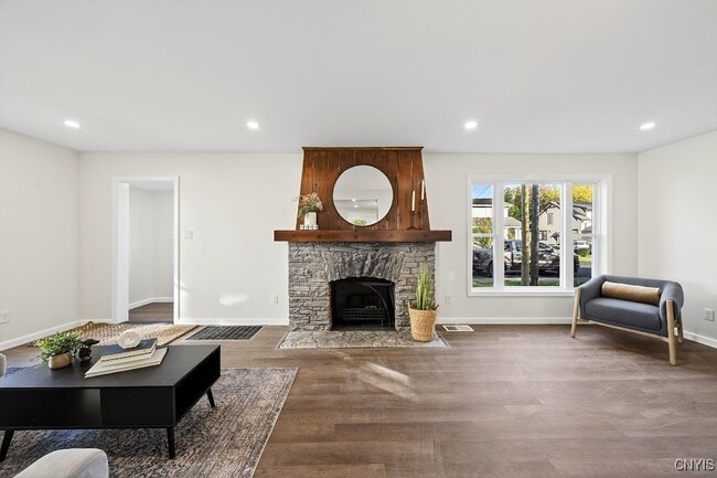 Foto del edificio - 127 E Warrington Rd