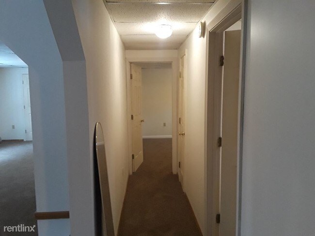 Building Photo - 2 br, 1 bath Apartment - 1342 Intervals Rd