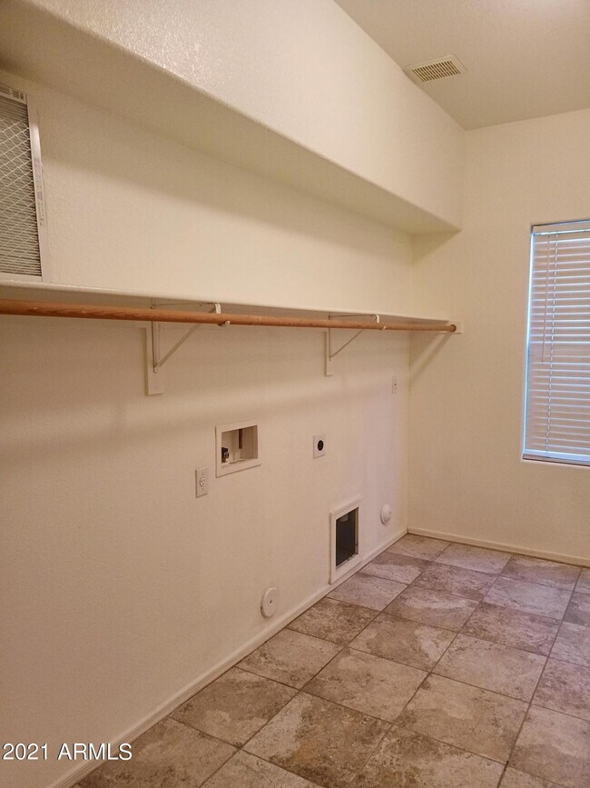 Foto del edificio - 1280 E Canyon Creek Dr