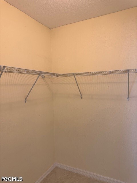 Foto del edificio - 17444 Oriole Rd