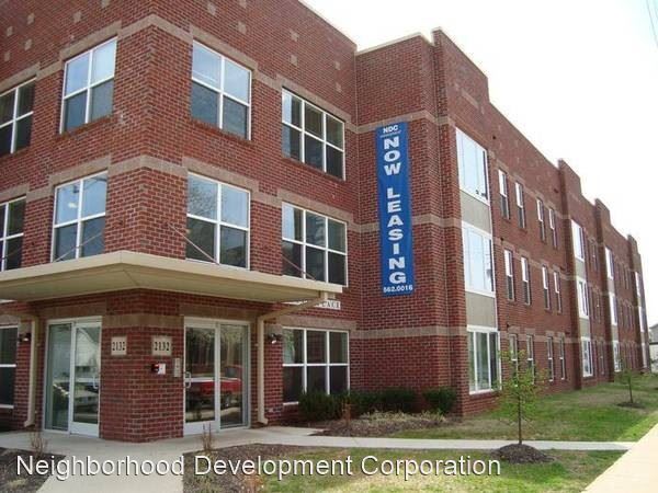 Foto principal - 2132 Rowan St