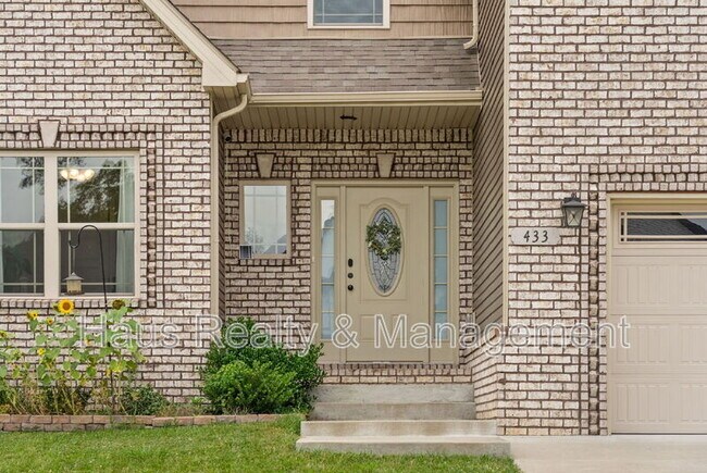 Foto del edificio - 433 Crestwicke Ct