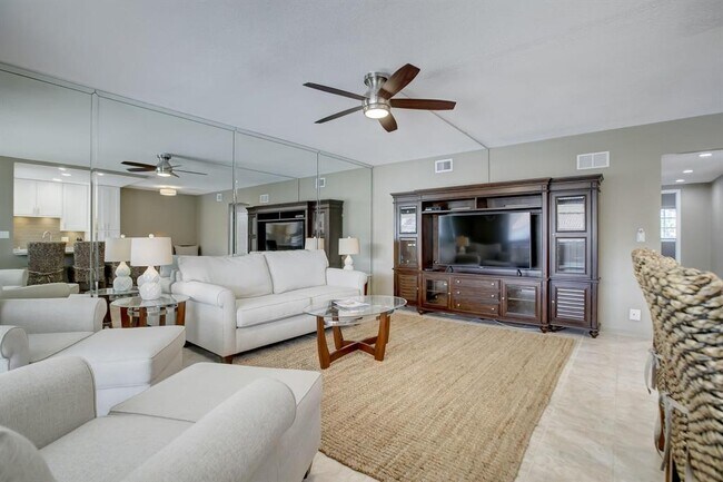 Foto del edificio - 2866 NE 30th St
