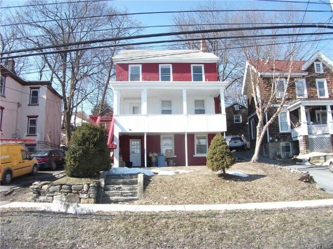 Building Photo - 208 Greenwich Ave