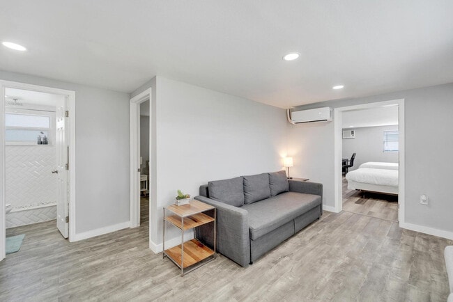 Building Photo - 8820 Rocky Creek Dr