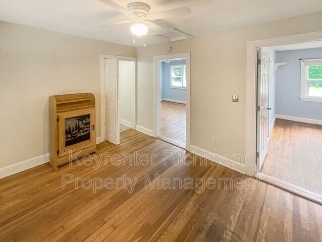 Foto del edificio - 12030 Lucks Ln