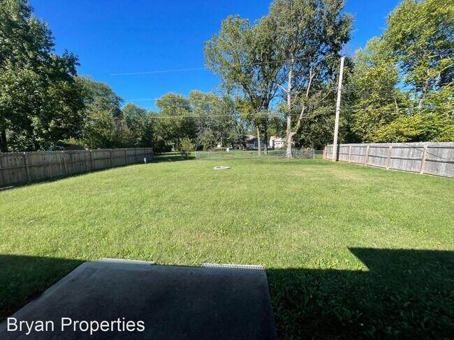 Building Photo - 3 br, 2 bath House - 2837 W. Cherokee st