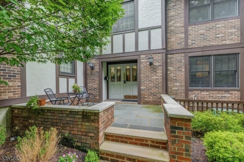 Foto principal - 21 Heritage Dr