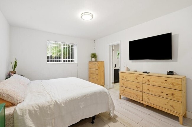Photo - 1208 N 31st Ave House