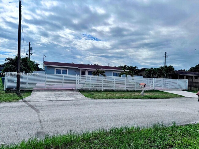 Building Photo - 3870 NW 177th St