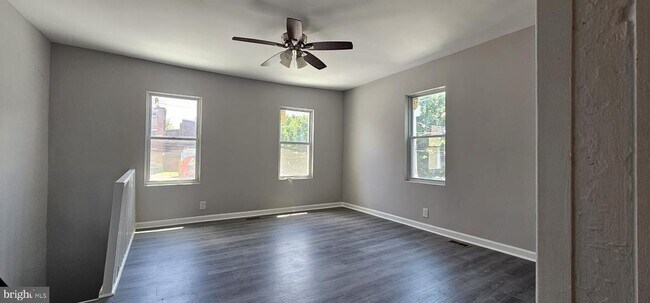 Building Photo - 6021 Hazel Ave