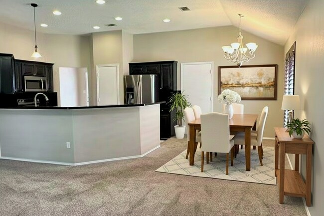 Gran salón - comedor - 1606 Tyler Ter