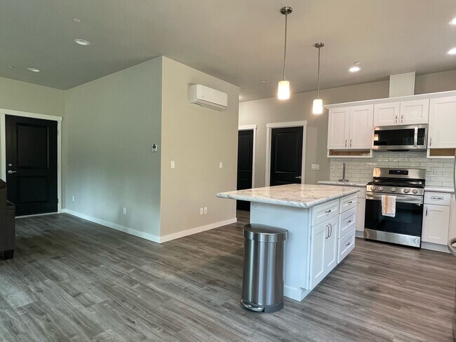 Foto del edificio - Silverdele ADU