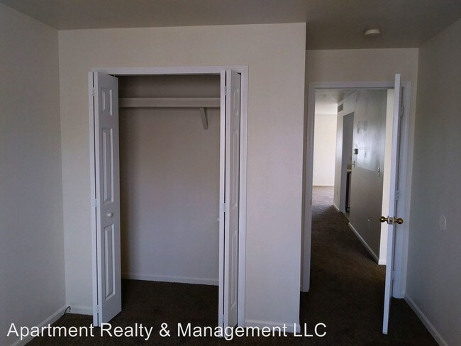 Foto del edificio - 5689 Cooley Village Dr