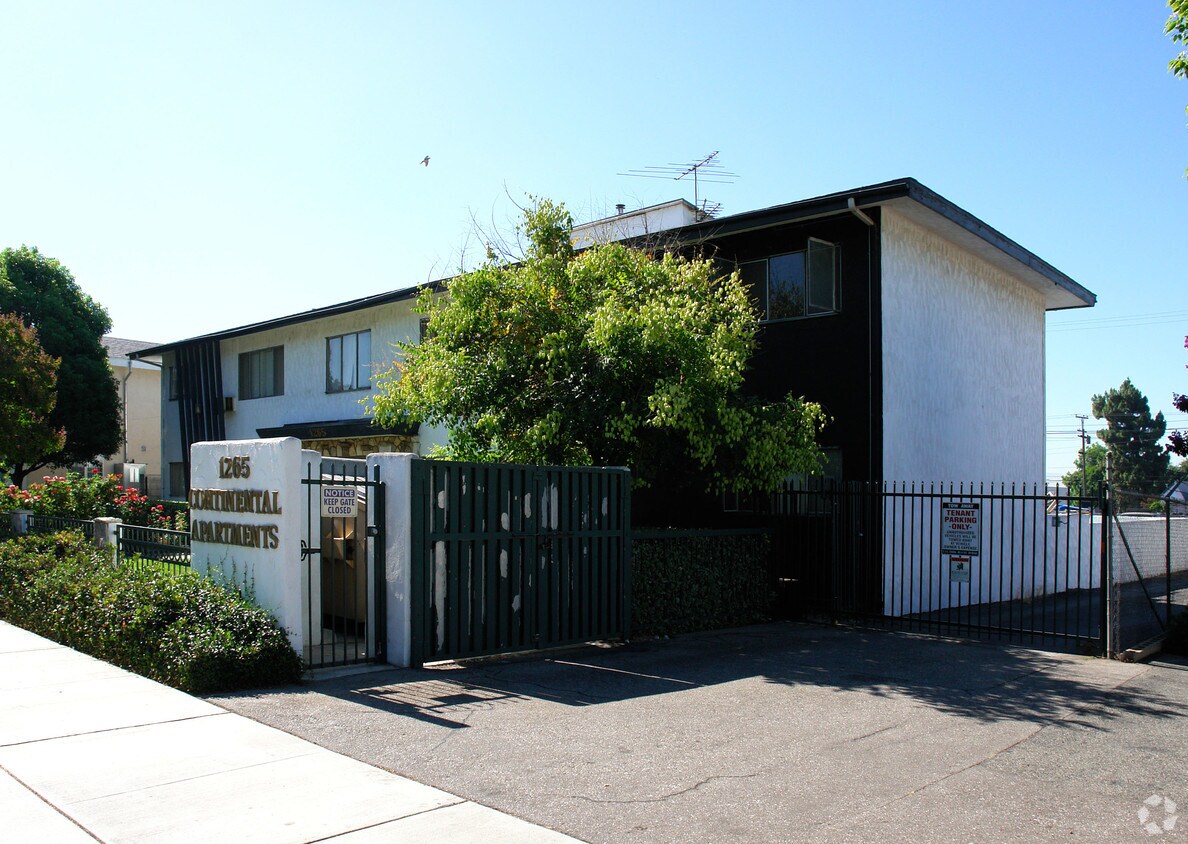 Building Photo - Continental Apartments
