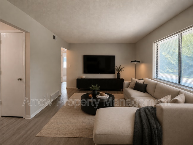 Building Photo - 922 A