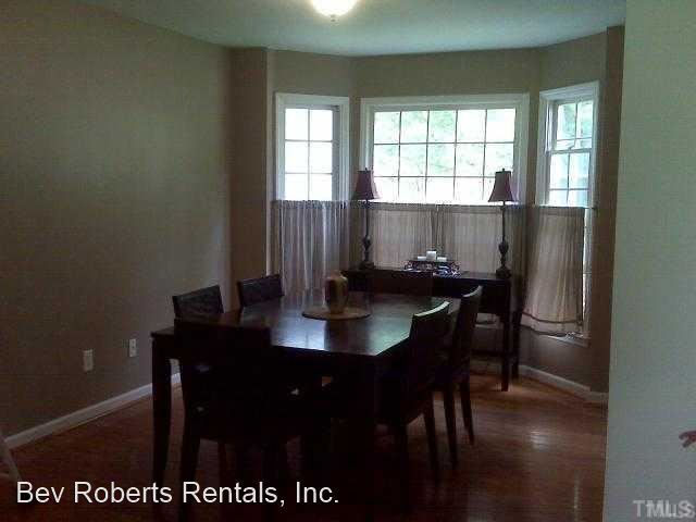 3 br, 2.5 bath House - 2813 Isabella Drive photo'