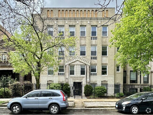 Building Photo - 1850 N Humboldt Blvd