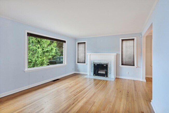 Building Photo - 8701 29th Ave. NW - 3 bedrooms