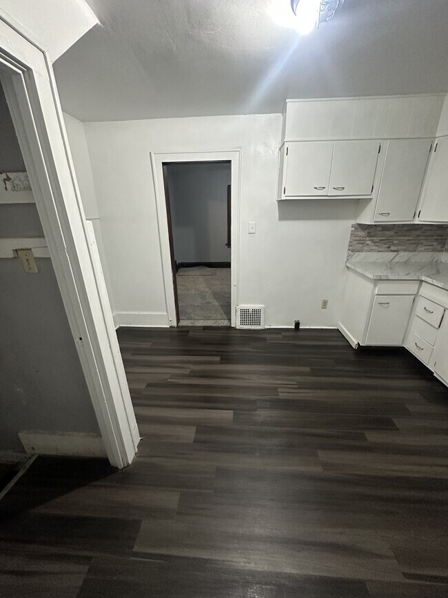 Foto del edificio - 785 Bellevue Ave