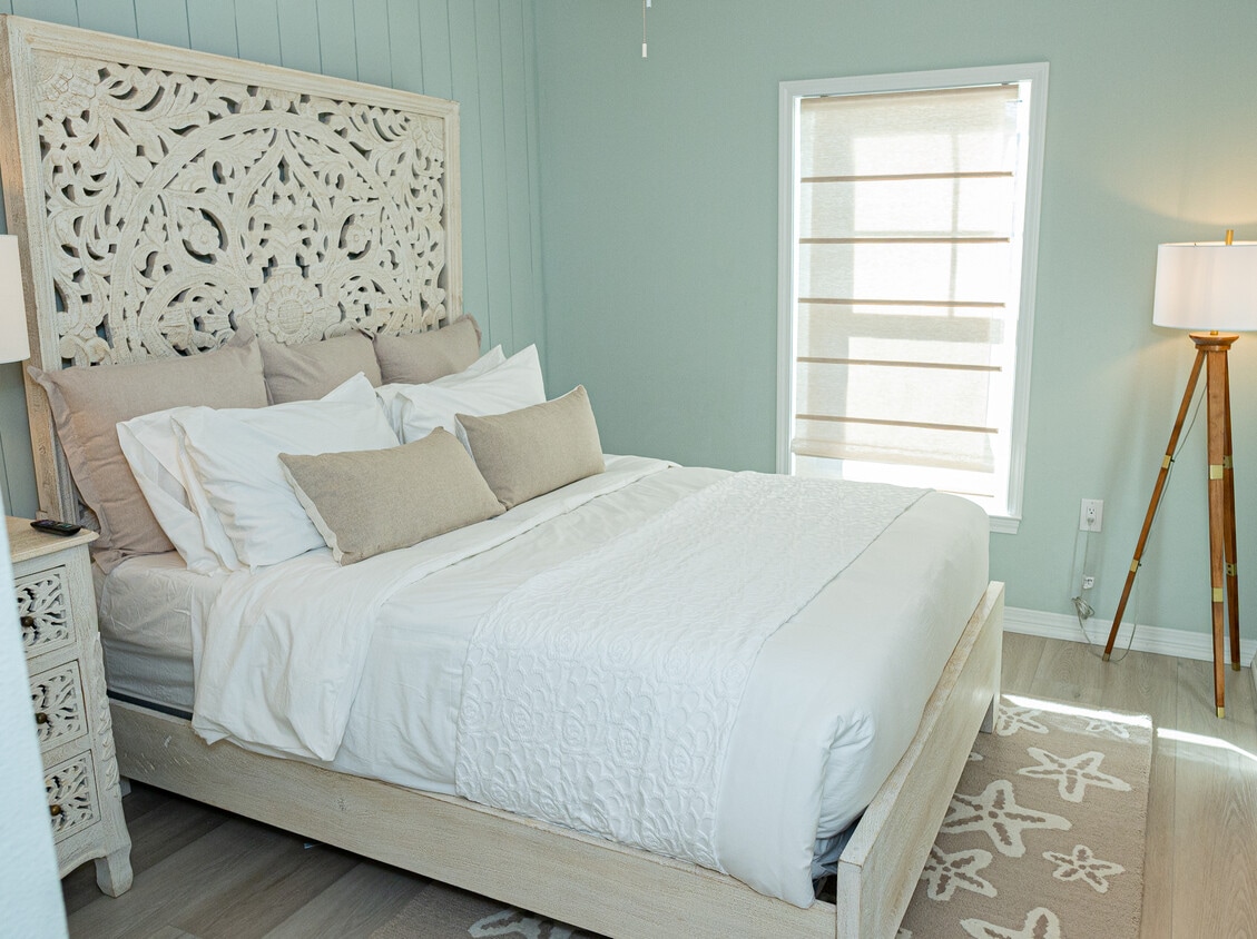 Foto principal - 6619 Carlinga Dr