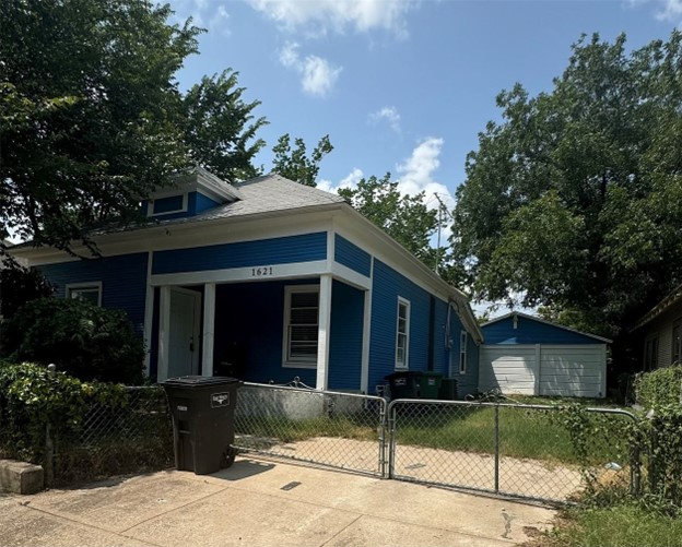 Foto del edificio - Room in House on E Terrell Ave